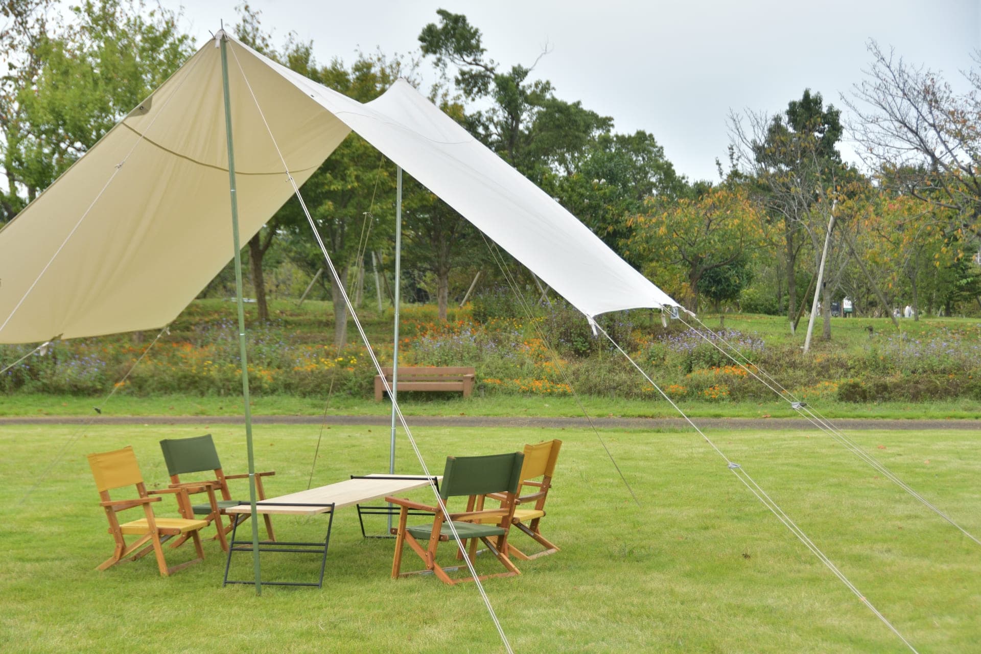 Photo by Fakurian Design